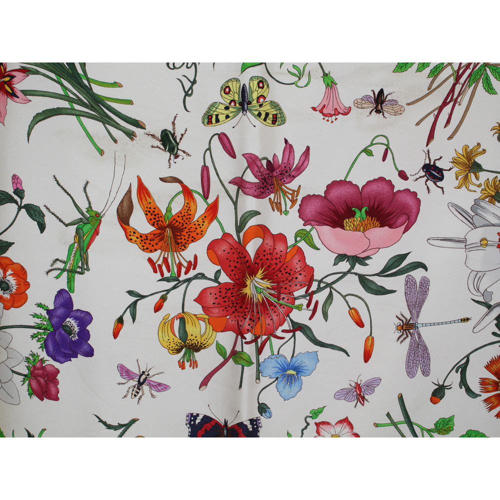 Gucci Flora Scarf Silk Pink Green Yellow - Picture 3 of 8